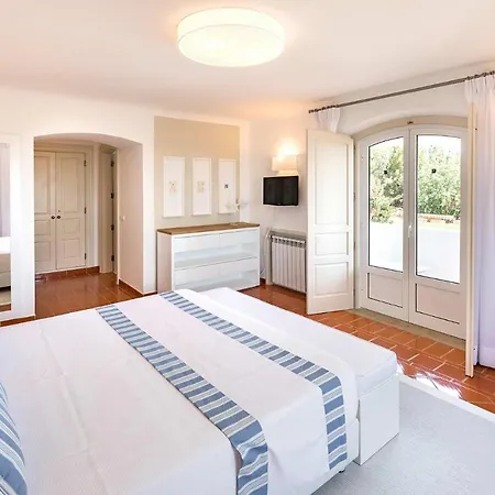 Sleeps 8 Pool Air Con 别墅 博利凯梅